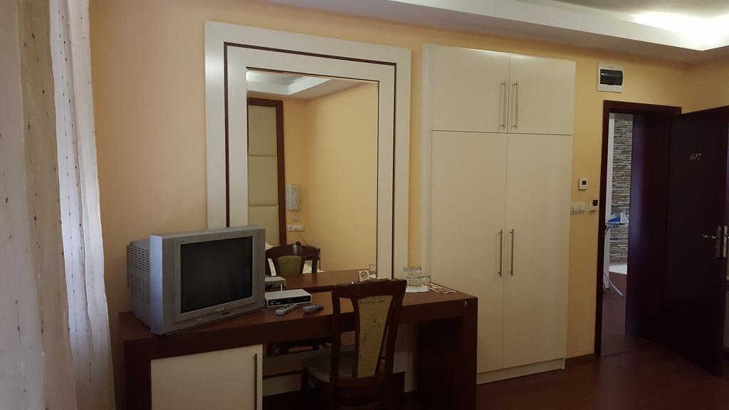 Hotel Bozukova House à Sliven Chambre photo