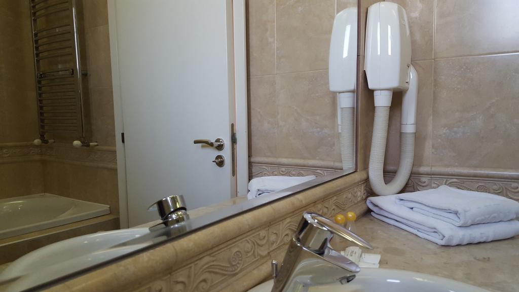 Hotel Bozukova House à Sliven Chambre photo